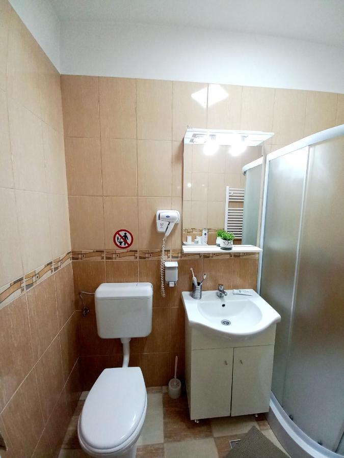 Casa Alex Villa Valiug Luaran gambar